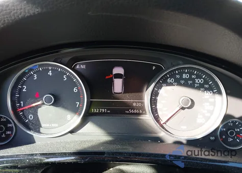 2014 Volkswagen Touareg 3.6L Sport z USA, uszkodzony, nr VIN WVGEF9BP3ED012285